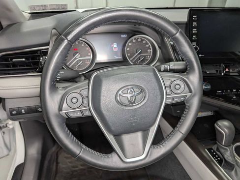 Used 2021 Toyota Camry XLE image 36