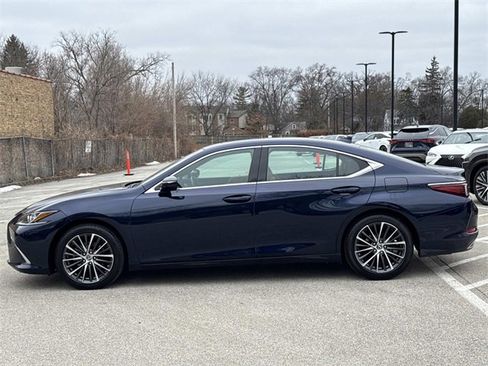 Certified 2023 Lexus ES 350 w/ Premium Package image 8