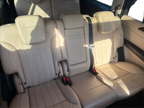 Used 2017 Mercedes-Benz GLS 450 4MATIC w/ Premium Package image 12