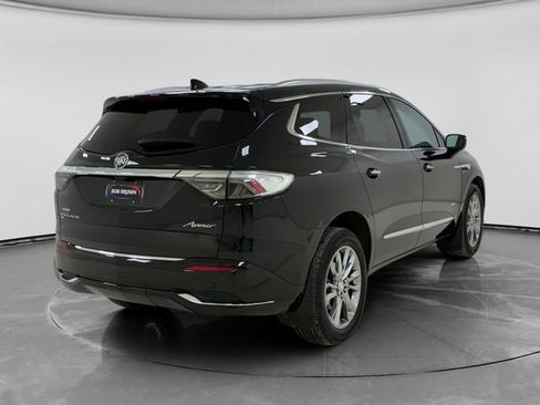 Used 2024 Buick Enclave Avenir w/ Avenir Technology Package image 3