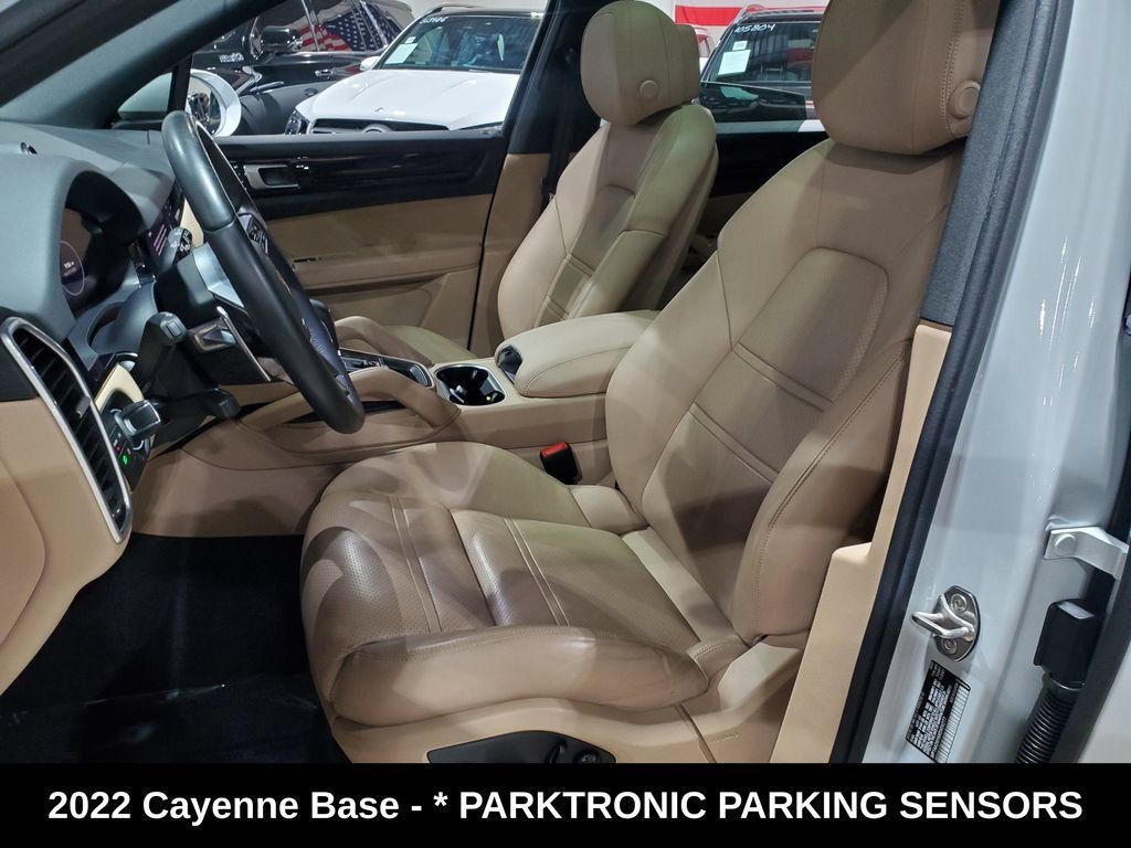 Used 2022 Porsche Cayenne AWD/4WD image 6