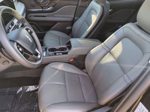 Certified 2024 Lincoln Corsair AWD w/ Equipment Group 101A image 12