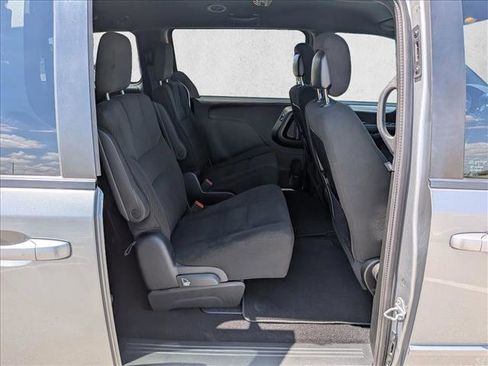 Used 2015 Dodge Grand Caravan SE w/ Quick Order Package 29E SE FWD image 19