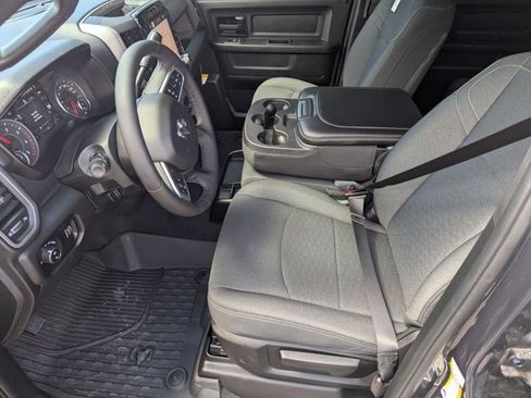 New 2026 RAM 2500 Tradesman AWD/4WD image 4