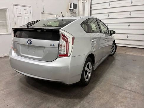 Used 2012 Toyota Prius Two image 7