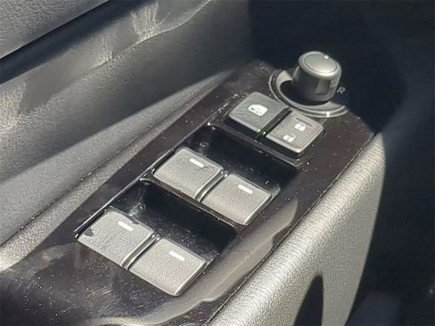 Used 2020 MAZDA CX-5 Touring image 19