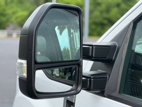 Used 2017 Ford F250 XL w/ Power Equipment Group RWD image 30