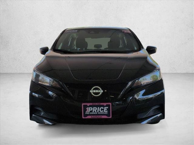 Used 2025 Nissan Leaf S FWD image 2