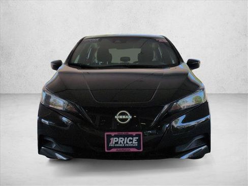 Used 2025 Nissan Leaf S FWD image 2