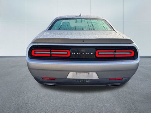 Used 2016 Dodge Challenger SXT Plus RWD image 3