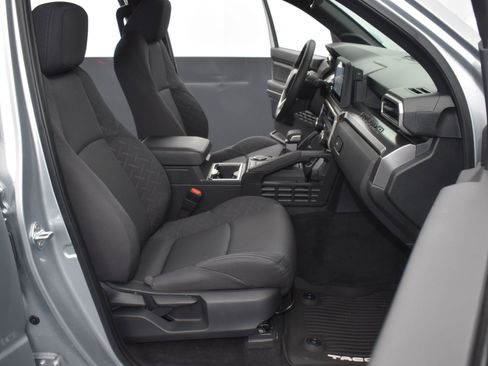 Used 2024 Toyota Tacoma SR5 w/ SR5 Upgrade Package image 24