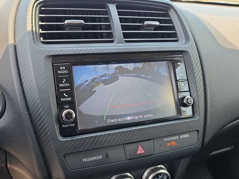 Used 2024 Mitsubishi Outlander Sport ES AWD/4WD image 23
