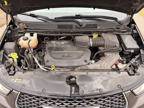 Used 2022 Chrysler Pacifica Touring-L image 48