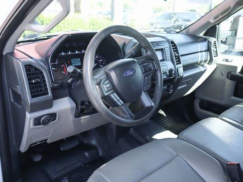Used 2021 Ford F550 2WD SuperCab Super Duty image 22