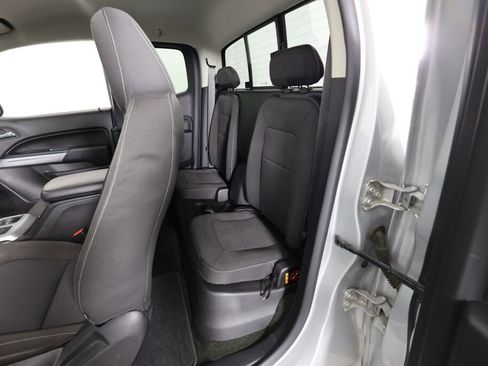 Used 2017 Chevrolet Colorado LT w/ LT Convenience Package image 14