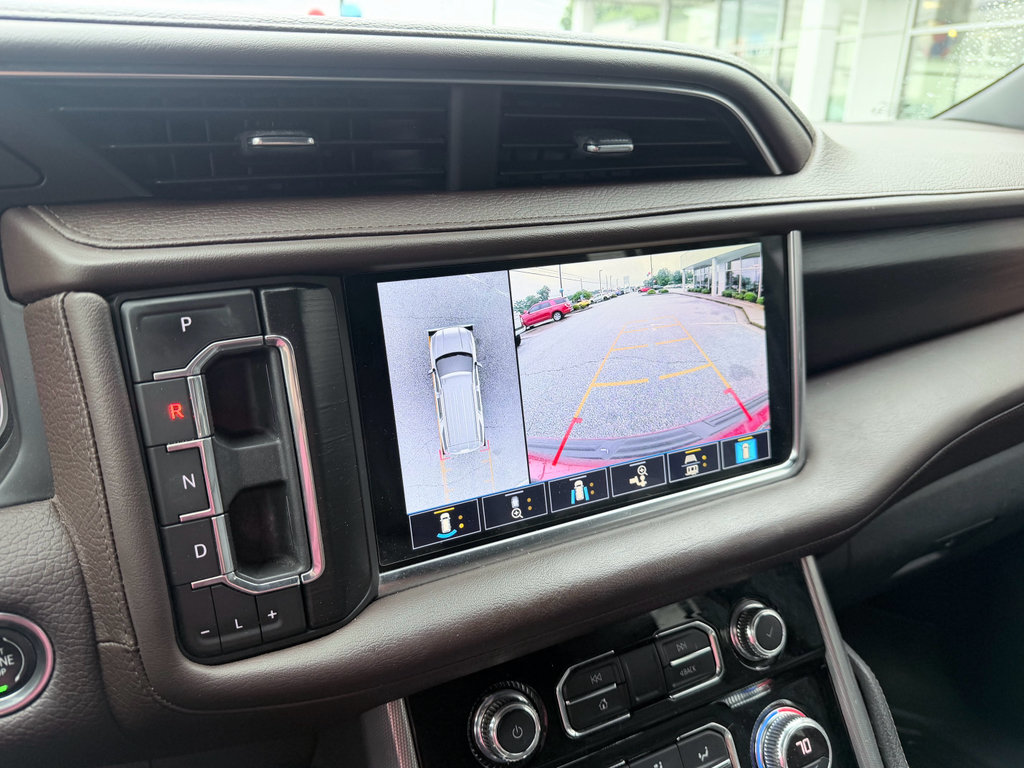 Used 2021 GMC Yukon Denali RWD image 18