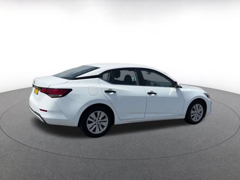 Used 2025 Nissan Sentra S FWD image 15