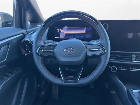 New 2025 Chevrolet Equinox EV RS image 12