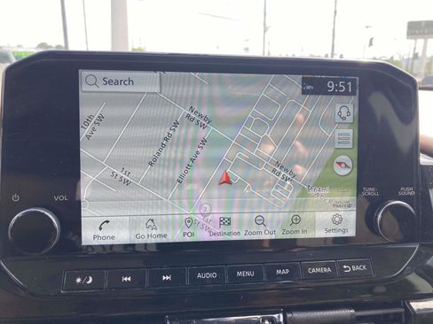 Used 2022 Nissan Pathfinder Platinum w/ Cargo Package FWD image 23