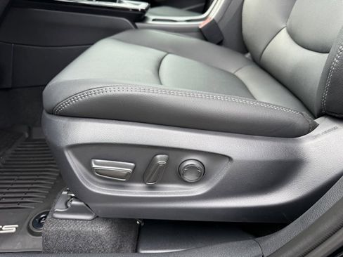 New 2026 Toyota Corolla Cross XLE image 16