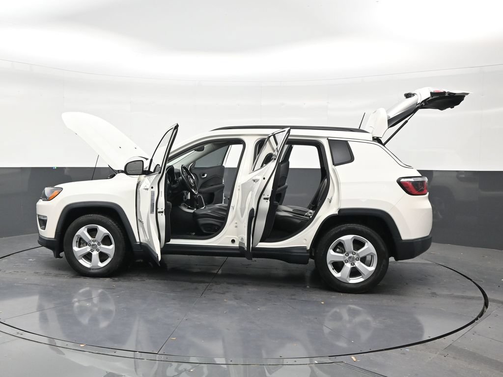 Used 2020 Jeep Compass Latitude w/ Popular Equipment Group FWD image 30