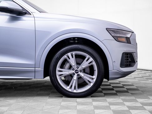 Used 2023 Audi Q8 Premium w/ Convenience Package AWD/4WD image 39
