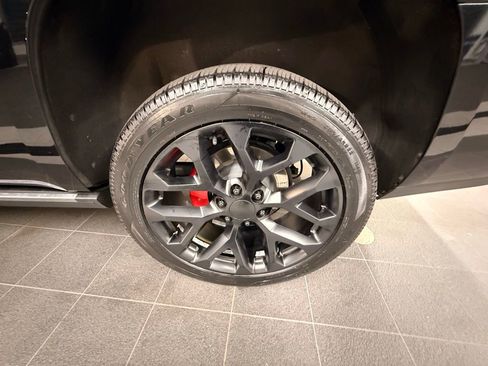 Used 2019 Cadillac Escalade Platinum image 57