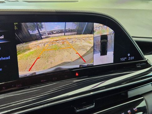 Used 2023 Cadillac Escalade V AWD/4WD image 20