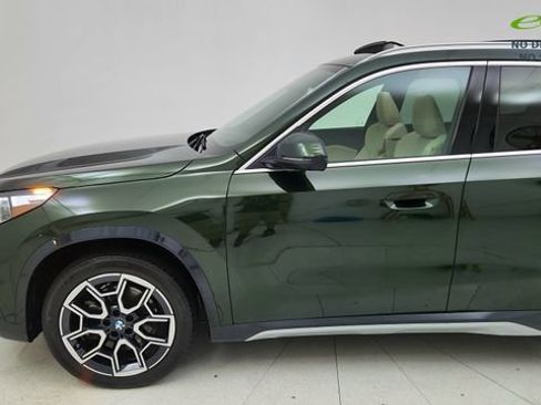 Used 2025 BMW X1 xDrive28i AWD/4WD image 4
