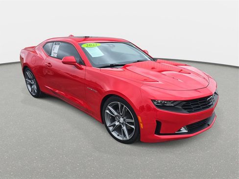 Used 2021 Chevrolet Camaro LT w/ RS Package image 3