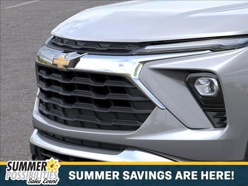 New 2026 Chevrolet TrailBlazer LT w/ Convenience Package AWD/4WD image 13