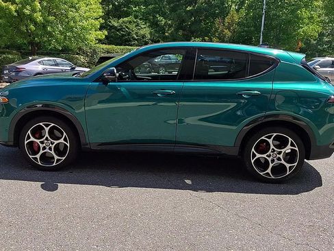 Used 2024 Alfa Romeo Tonale Veloce AWD/4WD image 9