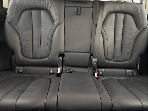 Used 2019 BMW X7 xDrive50i w/ Luxury Seating Package image 20