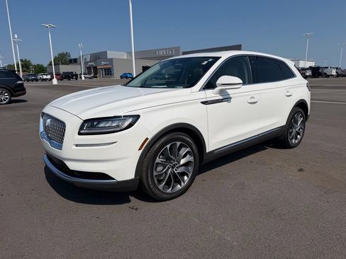 Used 2023 Lincoln Nautilus Reserve AWD/4WD image 1