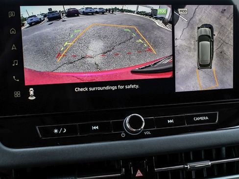 New 2025 Mitsubishi Outlander SE image 19