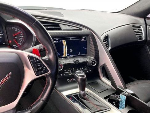 Used 2019 Chevrolet Corvette Stingray Coupe image 5