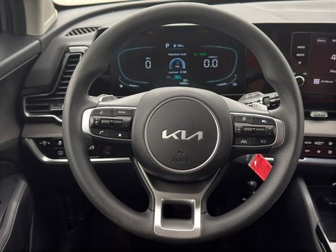 Used 2025 Kia Sportage LX FWD image 31