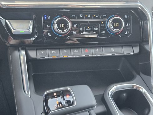 New 2025 GMC Sierra 1500 Denali w/ Denali Reserve Package image 14