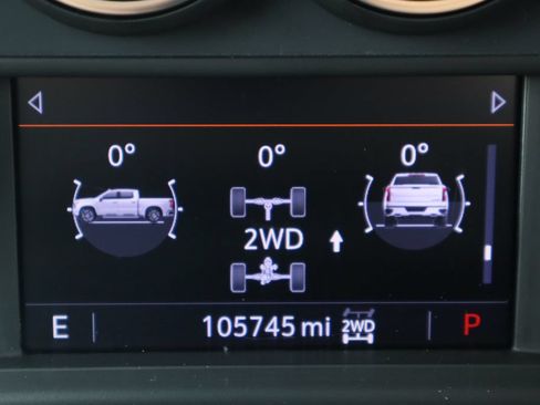 Used 2022 Chevrolet Silverado 2500 LT AWD/4WD image 15