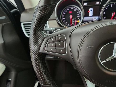 Used 2019 Mercedes-Benz GLS 450 4MATIC image 25