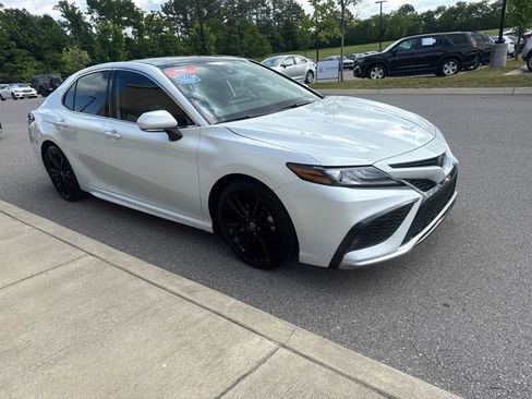 Used 2023 Toyota Camry XSE FWD image 6