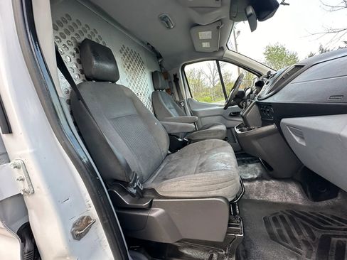 Used 2016 Ford Transit 250 130 Low Roof w/ Exterior Upgrade Package RWD image 15