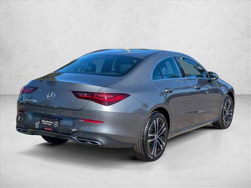 Used 2026 Mercedes-Benz CLA 250 image 2