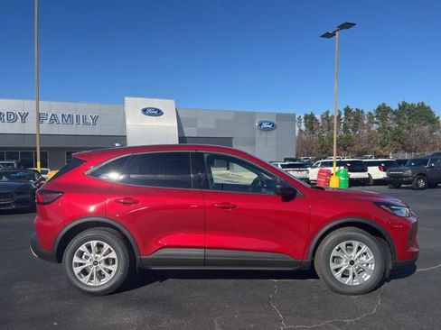 New 2026 Ford Escape Active FWD image 3