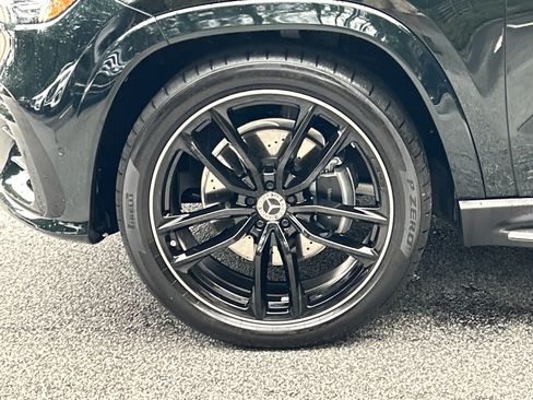 Certified 2025 Mercedes-Benz GLS 580 4MATIC image 16