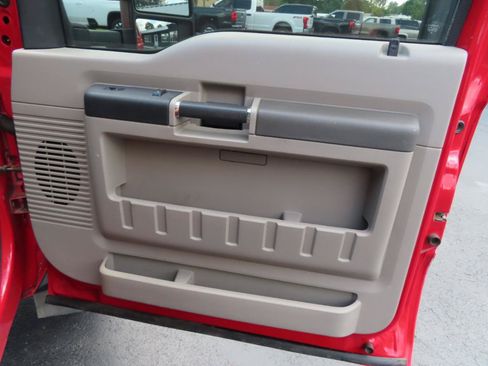 Used 2010 Ford F550 4x4 Regular Cab Super Duty image 37