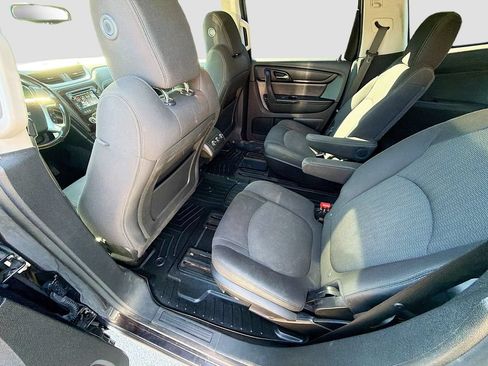 Used 2017 Chevrolet Traverse LT w/ True North Edition AWD/4WD image 27