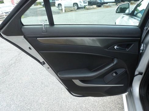 Used 2012 Cadillac CTS Sedan RWD image 36