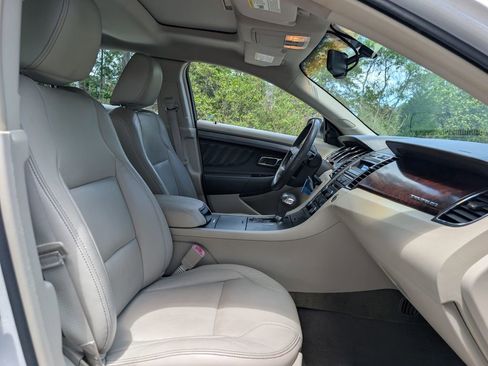 Used 2011 Ford Taurus SEL w/ 201A Rapid Spec Order Code image 14