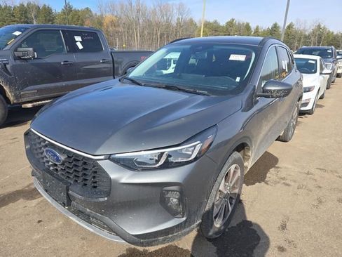 Used 2025 Ford Escape Platinum image 13